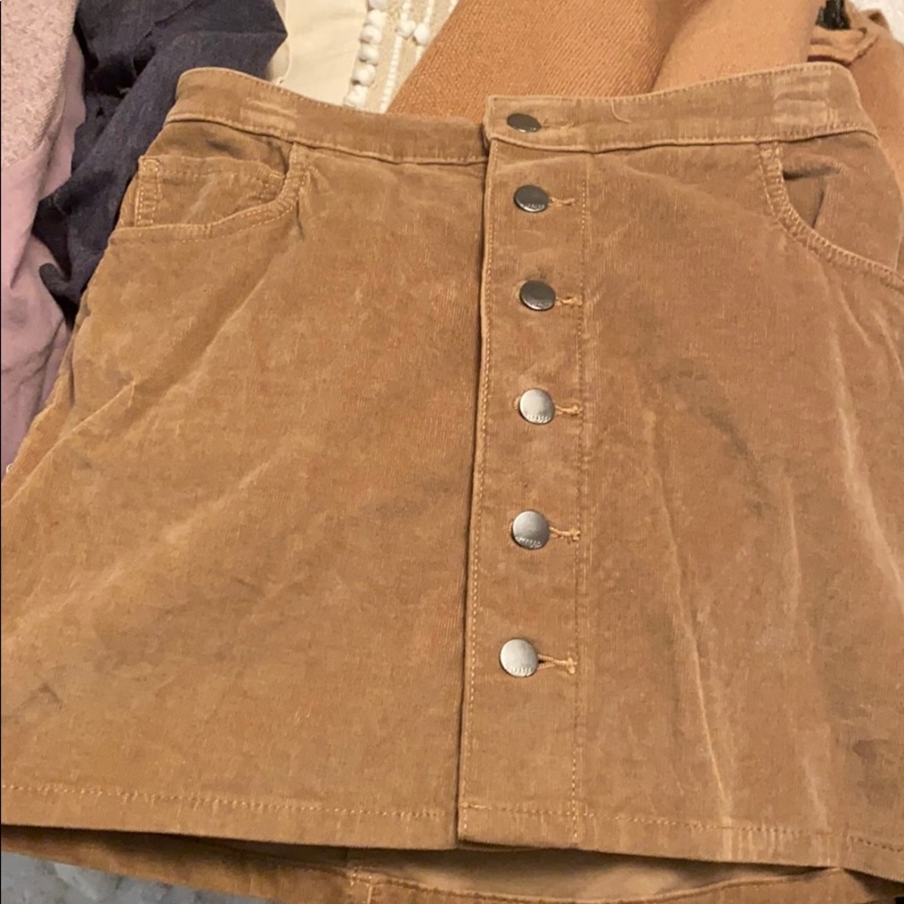 Brown corduroy skirt!